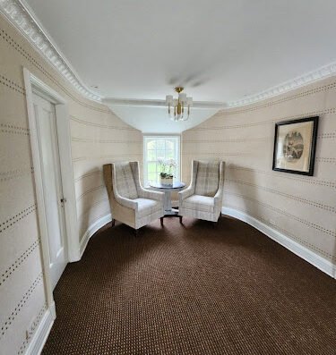 Exquisite Wallpaper Hanging