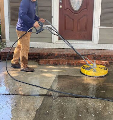 Houstonian Services, Inc.