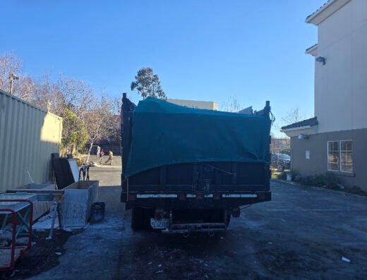 Manzanita’s Hauling And Junk Removal