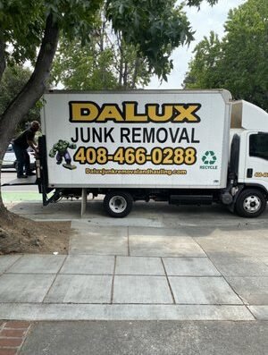 Dalux Junk Removal & Hauling Service
