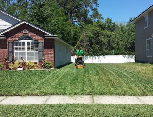 Chrisvon Services, Inc – lawn care in Jacksonville