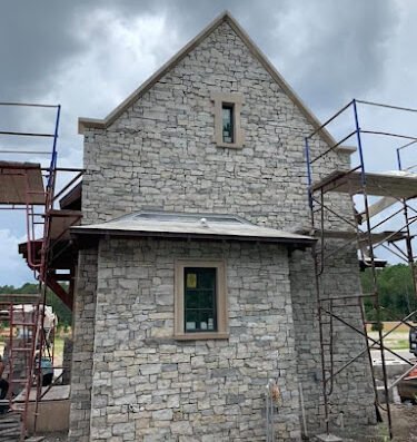 Daybreak Builds – handyman in St. Louis
