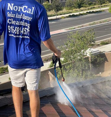 Jeff Likes Clean Windows and Gutters – pressure washing in Sacramento