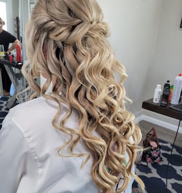 Mobile Beauty Team -Makeup Artist and Hair Styling In San Diego