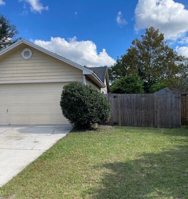 Preston Lawn Maintenance – lawn care in Jacksonville