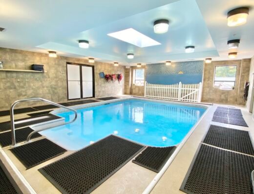 Red Dog Pet Resort – pet care in Cincinnati (photo 2)