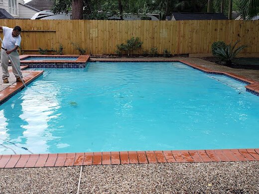 Red’s Pool Cleaning Services