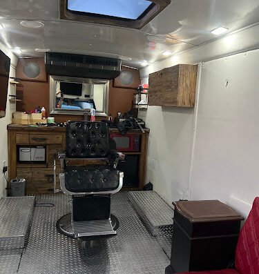 Rey’s cutz Mobile barber shop