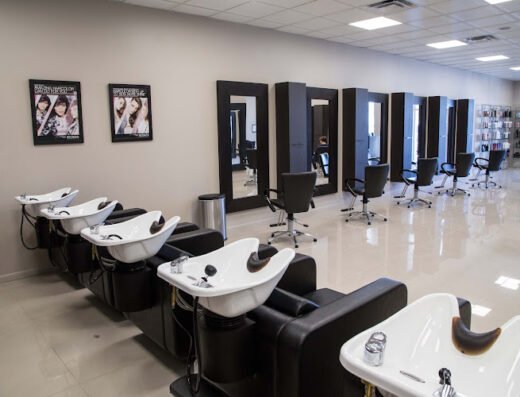 Salon Divine