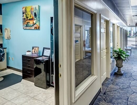 Salon Meyerland – Natural and Relaxed Black Hair in Houston