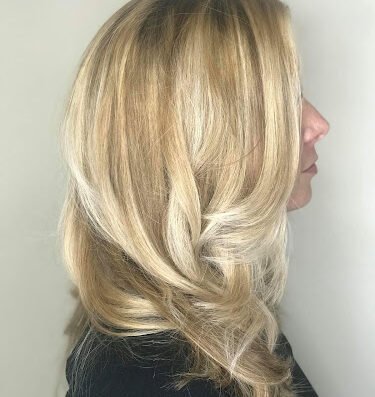Salon Q.E.