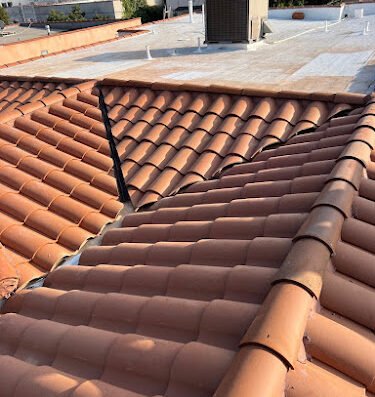 The Local Roofers Builder