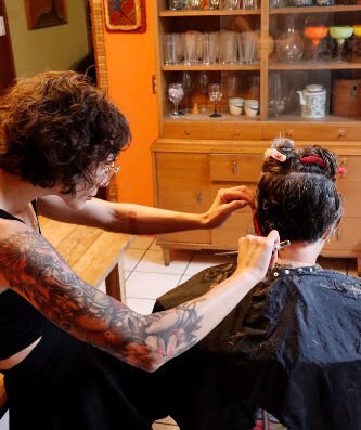 To Your Door Mobile Hair Stylist