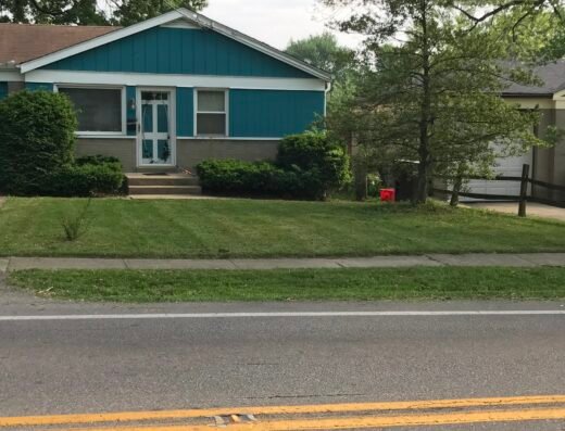 Top Notch Lawn Care – lawn care in Cincinnati (photo 1)