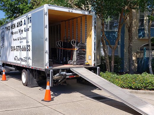 Two Men and a Truck Moving – Metairie