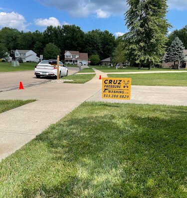 Cruz Pressure Washing LLC – pressure washing in Cincinnati