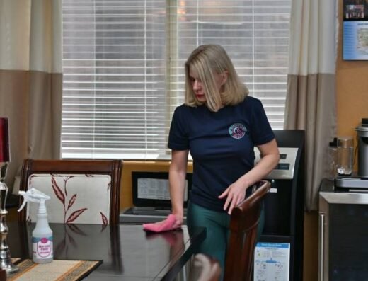 Cris’s Cleaning Services, LLC