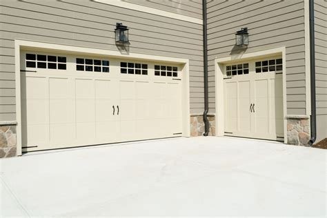 A & R Door Service Inc